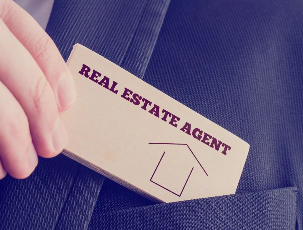 COURSE FOR REAL ESTATE AGENTS